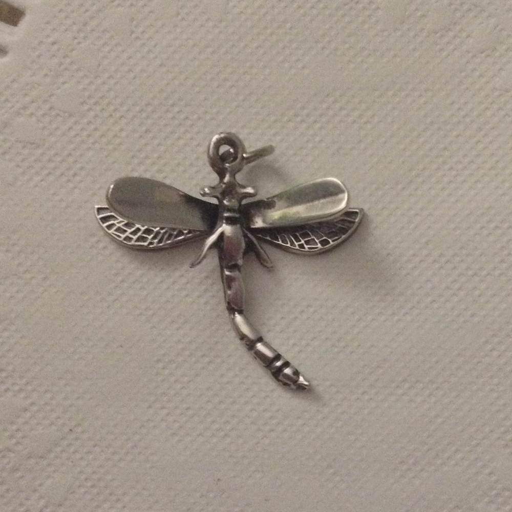 🌼sterling silver dragonfly charm🌼